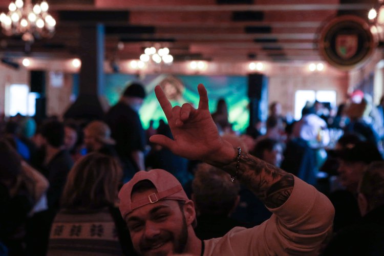 Événement au Pub Le Sommet dans Charlevoix